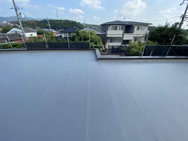 修理された屋根